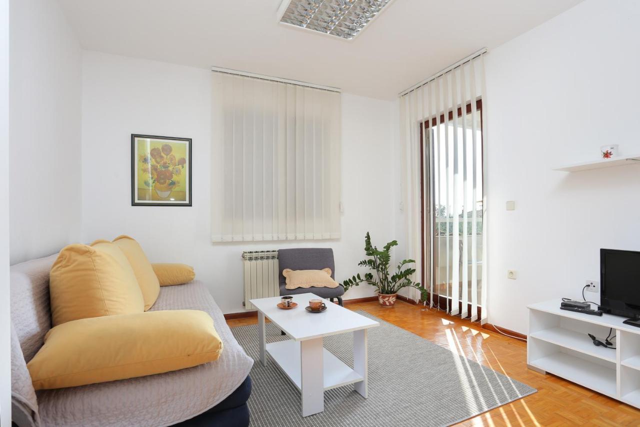 Apartments With A Parking Space Makarska - 5984 Exterior foto